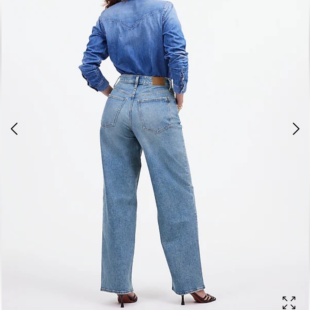 The Curvy Perfect Vintage Wide Leg Jean